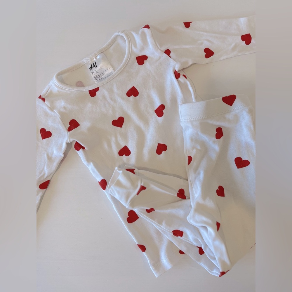 H&M heart Pajamas